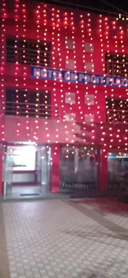 On Point Plaza Bed & Breakfast Murūd Exterior foto