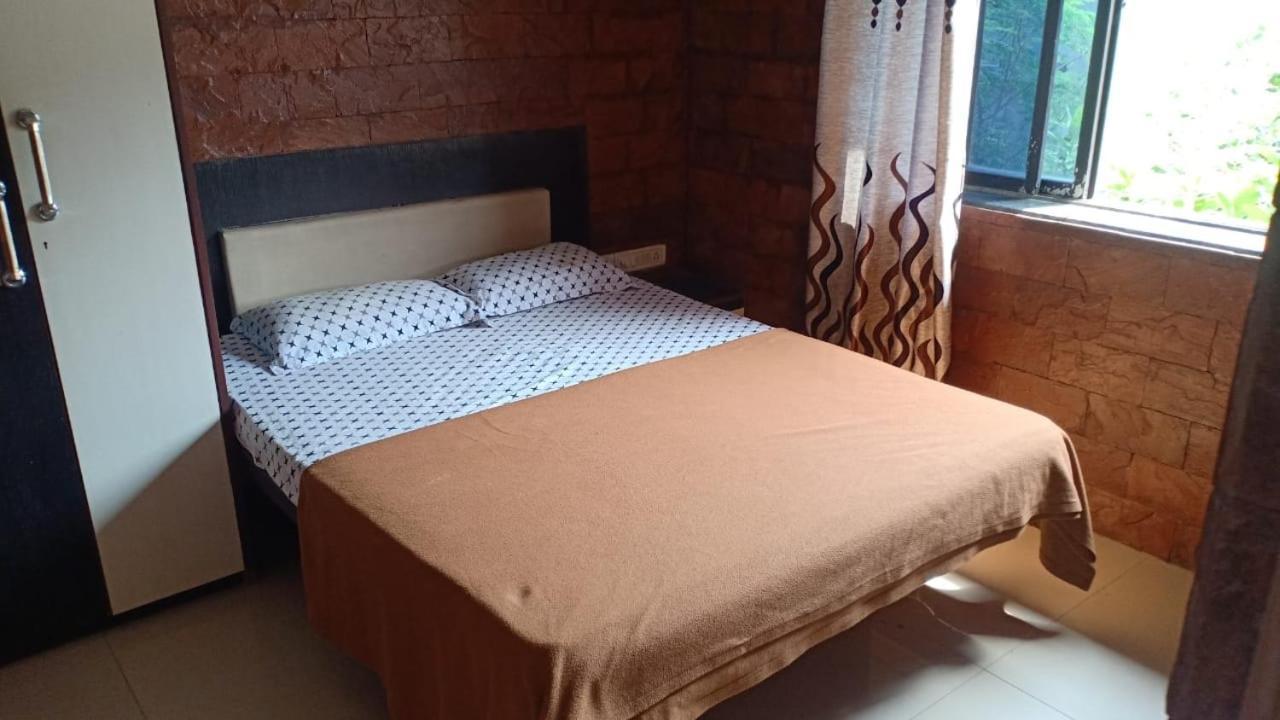 On Point Plaza Bed & Breakfast Murūd Exterior foto