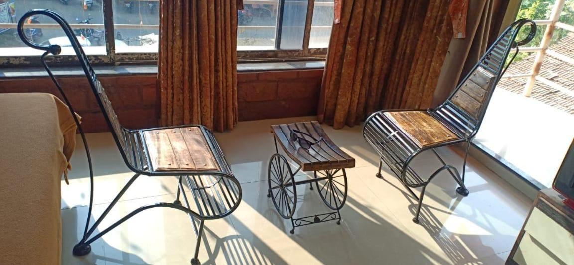 On Point Plaza Bed & Breakfast Murūd Exterior foto