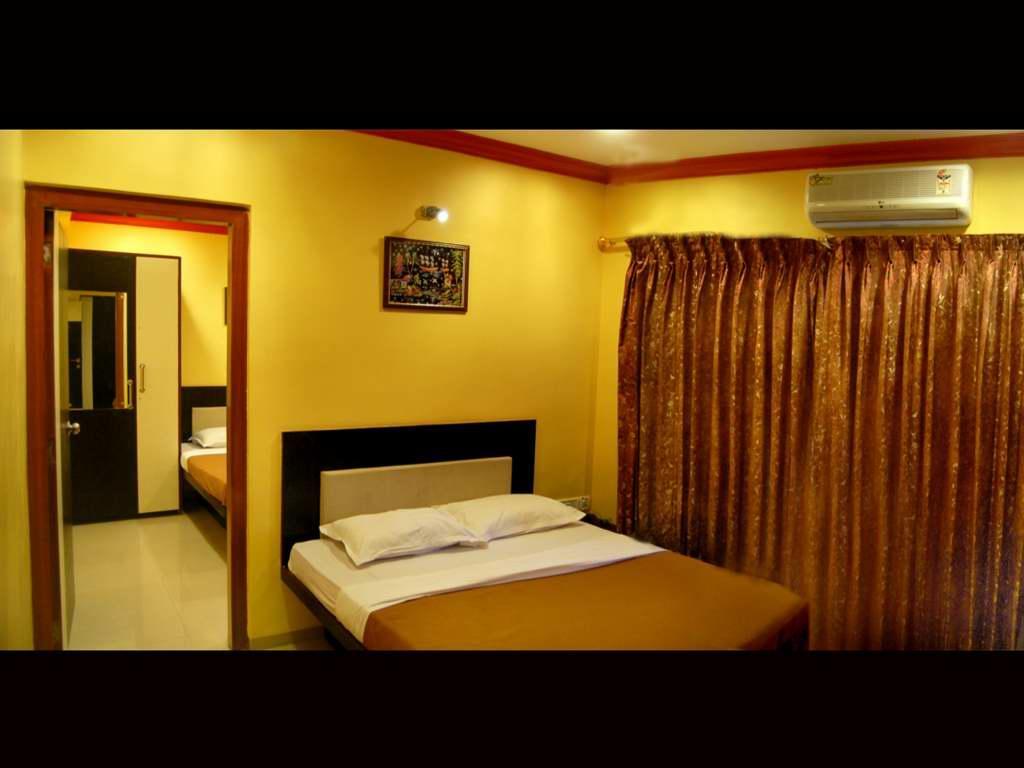 On Point Plaza Bed & Breakfast Murūd Exterior foto