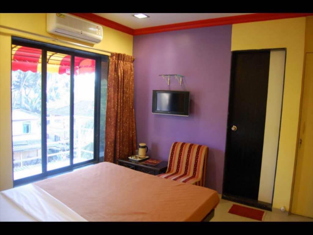 On Point Plaza Bed & Breakfast Murūd Exterior foto